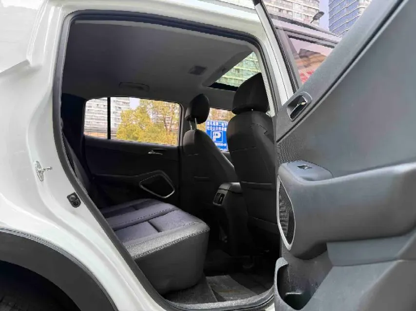 2018 Hyundai ix35 2.0L 160HP L4 6AT,autocango,china used car exporter,china ev exporter,chinese used car exporter,chinese used ev exporter