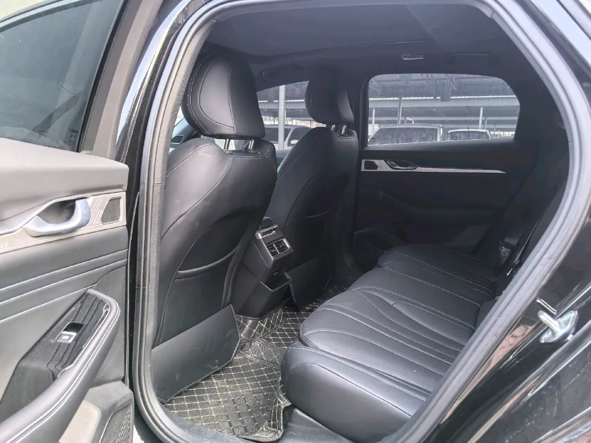 2025 Geely Preface 1.5T 181HP L4 7DCT,autocango,china used car exporter,china ev exporter,chinese used car exporter,chinese used ev exporter