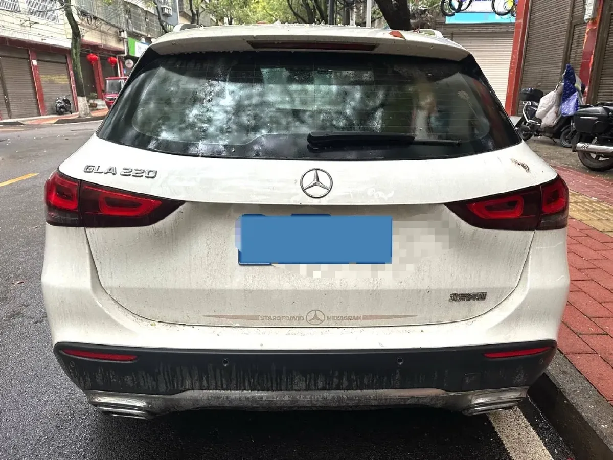 2022 Mercedes-Benz GLA Class 2.0T 190HP L4 8DCT,autocango,china used car exporter,china ev exporter,chinese used car exporter,chinese used ev exporter