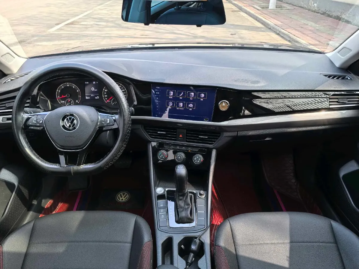 2021 Volkswagen Bora 1.5L 113HP L4 6AT,autocango,china used car exporter,china ev exporter,chinese used car exporter,chinese used ev exporter