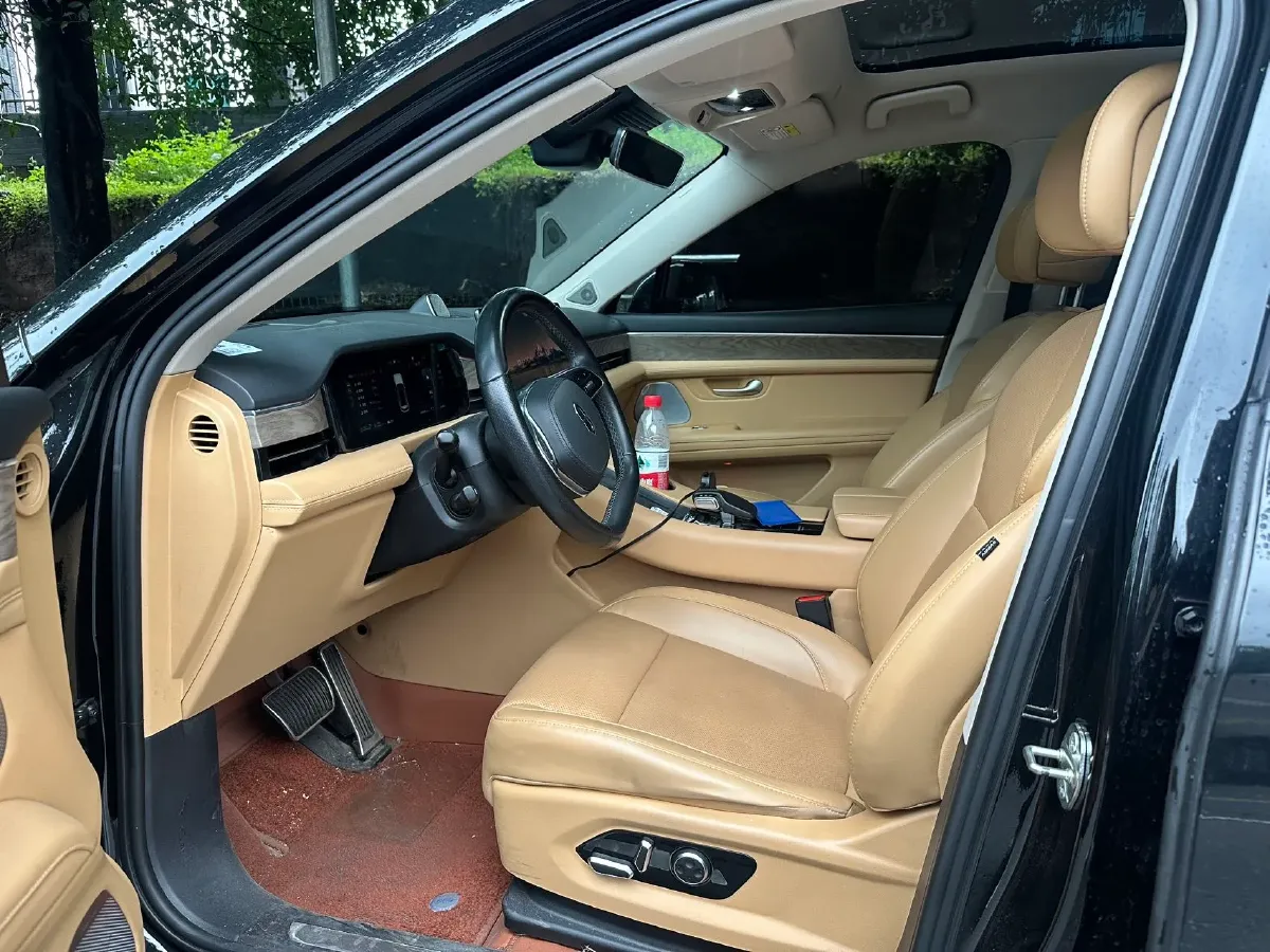 2022 JMC YuHu 7 2.0T 141HP L4 8AT,autocango,china used car exporter,china ev exporter,chinese used car exporter,chinese used ev exporter