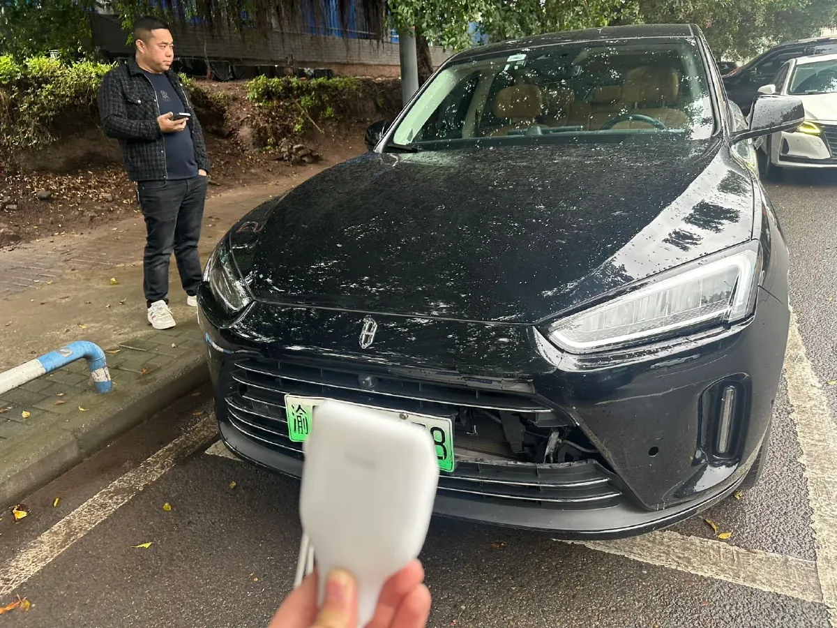 2022 JMC YuHu 7 2.0T 141HP L4 8AT,autocango,china used car exporter,china ev exporter,chinese used car exporter,chinese used ev exporter