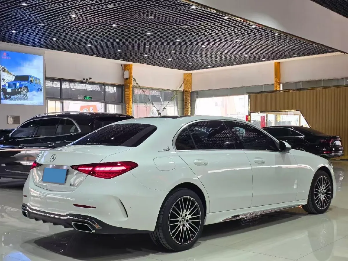 2023 Mercedes-Benz C Class 1.5T 204HP L4 9AT,autocango,china used car exporter,china ev exporter,chinese used car exporter,chinese used ev exporter
