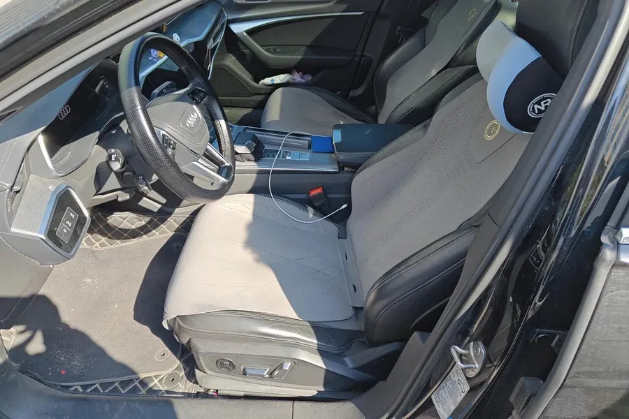 2024 Audi A6L 2.0T 245HP L4 7DCT,autocango,china used car exporter,china ev exporter,chinese used car exporter,chinese used ev exporter