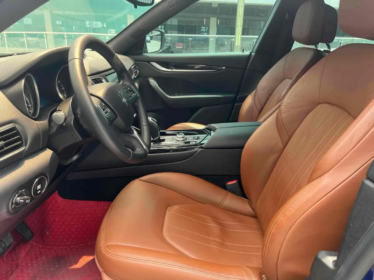 2018 Maserati Levante 3.0T 350HP V6 8AT,autocango,china used car exporter,china ev exporter,chinese used car exporter,chinese used ev exporter