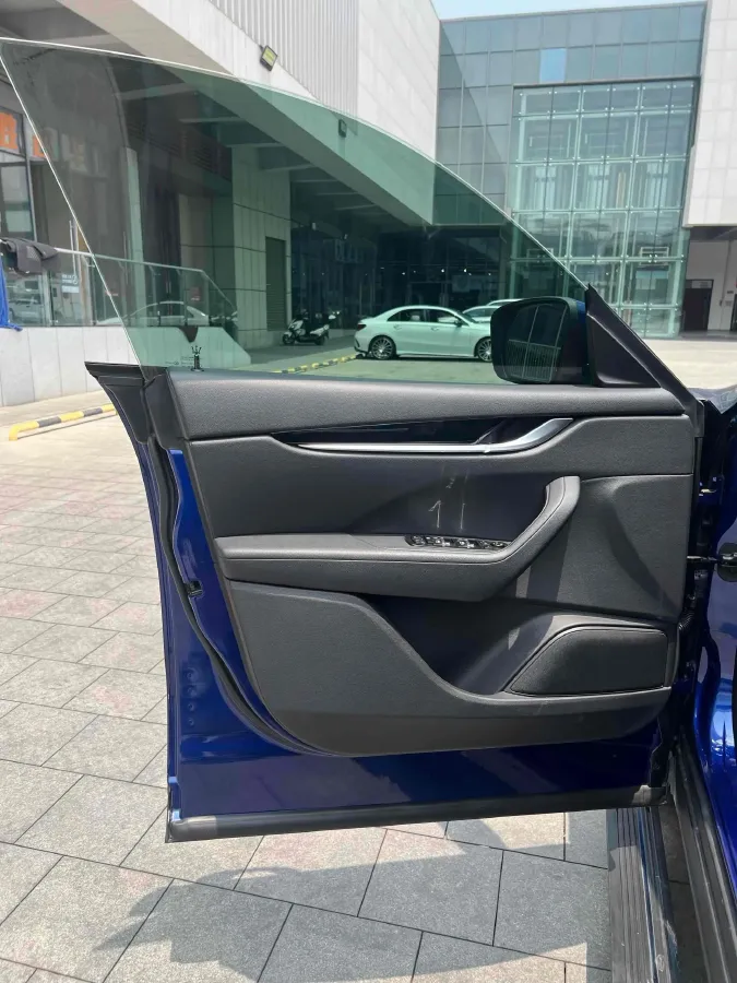 2018 Maserati Levante 3.0T 350HP V6 8AT,autocango,china used car exporter,china ev exporter,chinese used car exporter,chinese used ev exporter