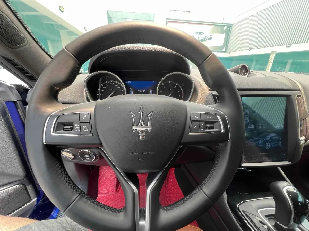 2018 Maserati Levante 3.0T 350HP V6 8AT,autocango,china used car exporter,china ev exporter,chinese used car exporter,chinese used ev exporter