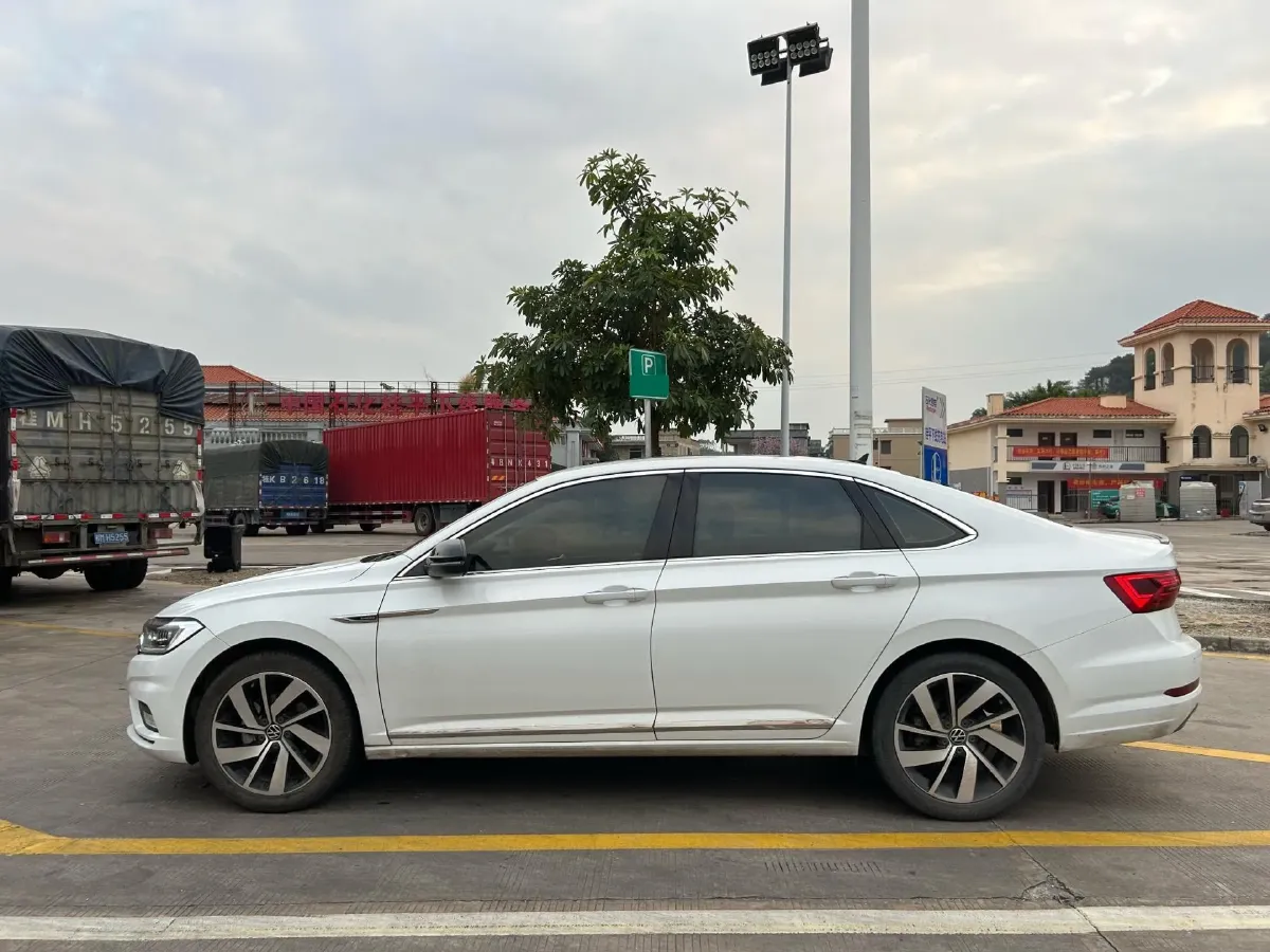 2021 Volkswagen Sagitar 1.4T 150HP L4 7DCT,autocango,china used car exporter,china ev exporter,chinese used car exporter,chinese used ev exporter