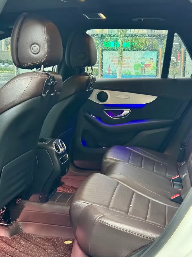 2021 Mercedes-Benz GLC Class 2.0T 197HP L4 9AT,autocango,china used car exporter,china ev exporter,chinese used car exporter,chinese used ev exporter