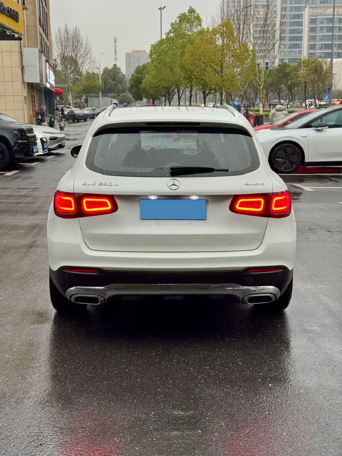2021 Mercedes-Benz GLC Class 2.0T 197HP L4 9AT,autocango,china used car exporter,china ev exporter,chinese used car exporter,chinese used ev exporter
