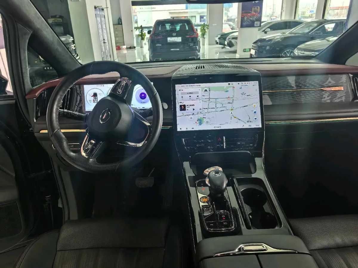 2023 GAC Trumpchi M8 2.0T 252HP L4 8AT,autocango,china used car exporter,china ev exporter,chinese used car exporter,chinese used ev exporter