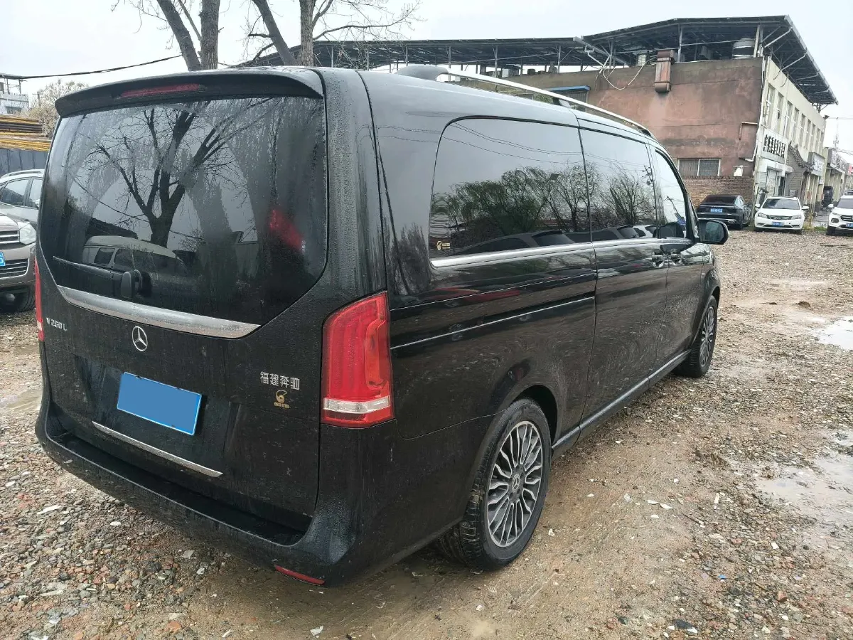 2018 Mercedes-Benz V Class 2.0T 211HP L4 7AT,autocango,china used car exporter,china ev exporter,chinese used car exporter,chinese used ev exporter