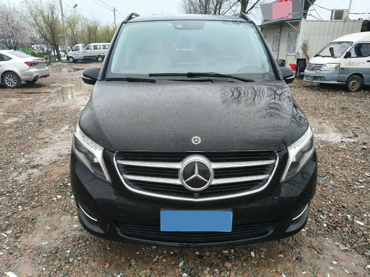 2018 Mercedes-Benz V Class 2.0T 211HP L4 7AT,autocango,china used car exporter,china ev exporter,chinese used car exporter,chinese used ev exporter