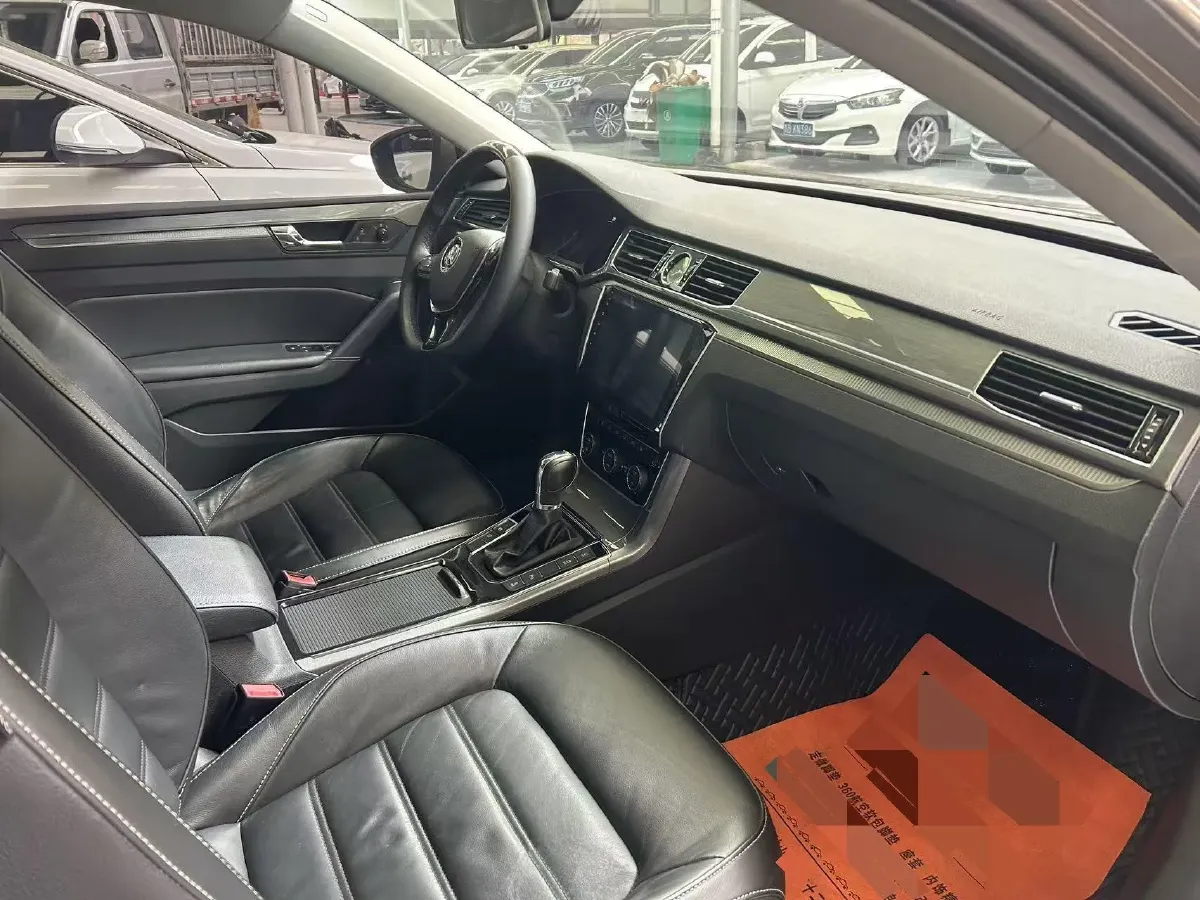 2017 Volkswagen Passat 1.8T 180HP L4 7DCT,autocango,china used car exporter,china ev exporter,chinese used car exporter,chinese used ev exporter