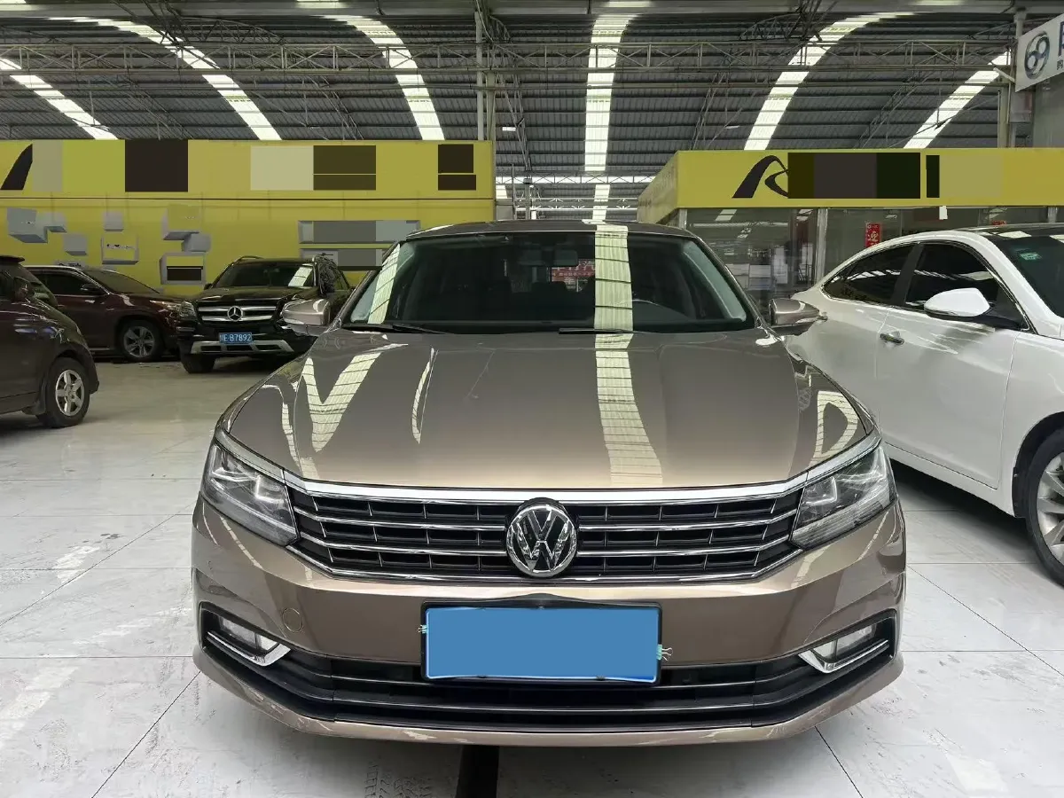 2017 Volkswagen Passat 1.8T 180HP L4 7DCT,autocango,china used car exporter,china ev exporter,chinese used car exporter,chinese used ev exporter