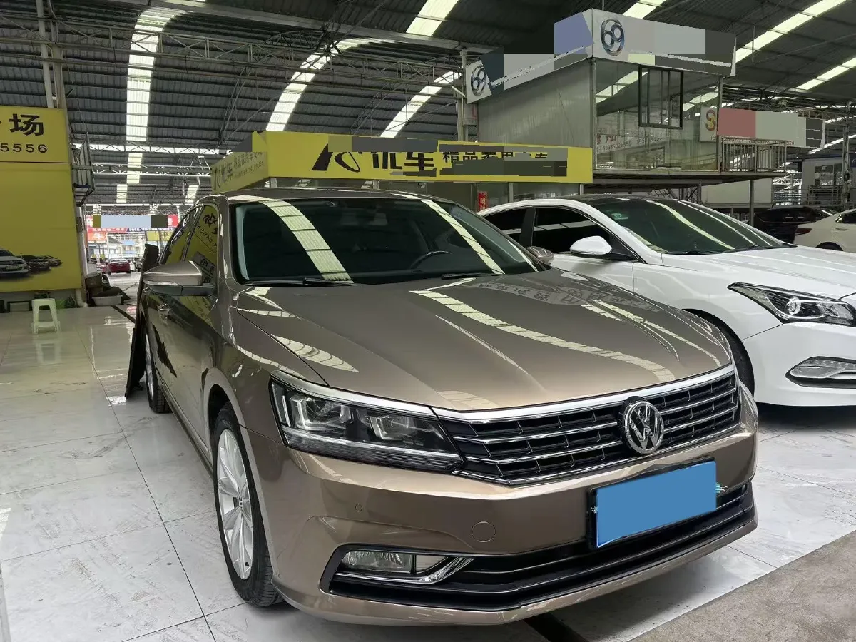 2017 Volkswagen Passat 1.8T 180HP L4 7DCT,autocango,china used car exporter,china ev exporter,chinese used car exporter,chinese used ev exporter