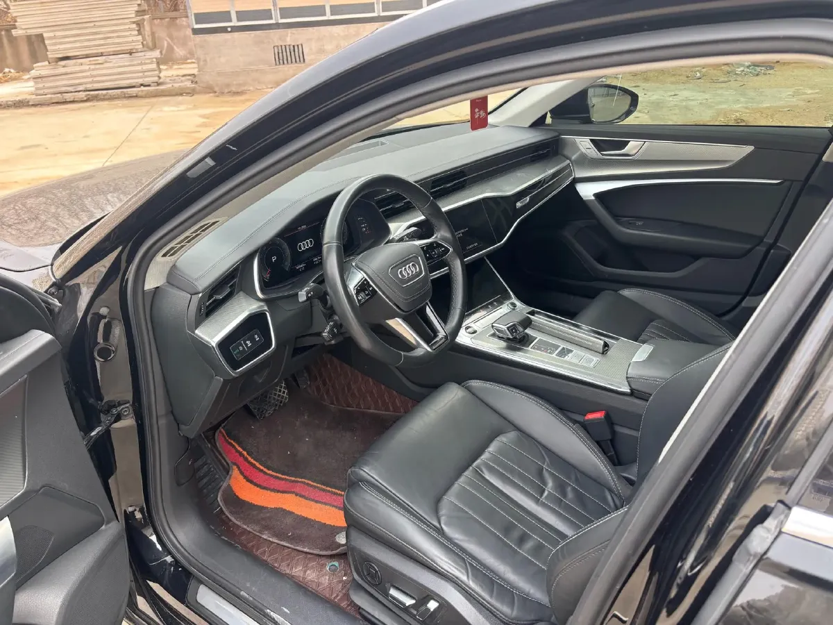 2022 Audi A6L 2.0T 190HP L4 7DCT,autocango,china used car exporter,china ev exporter,chinese used car exporter,chinese used ev exporter