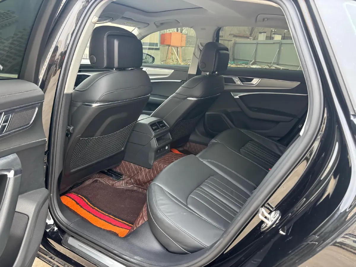 2022 Audi A6L 2.0T 190HP L4 7DCT,autocango,china used car exporter,china ev exporter,chinese used car exporter,chinese used ev exporter