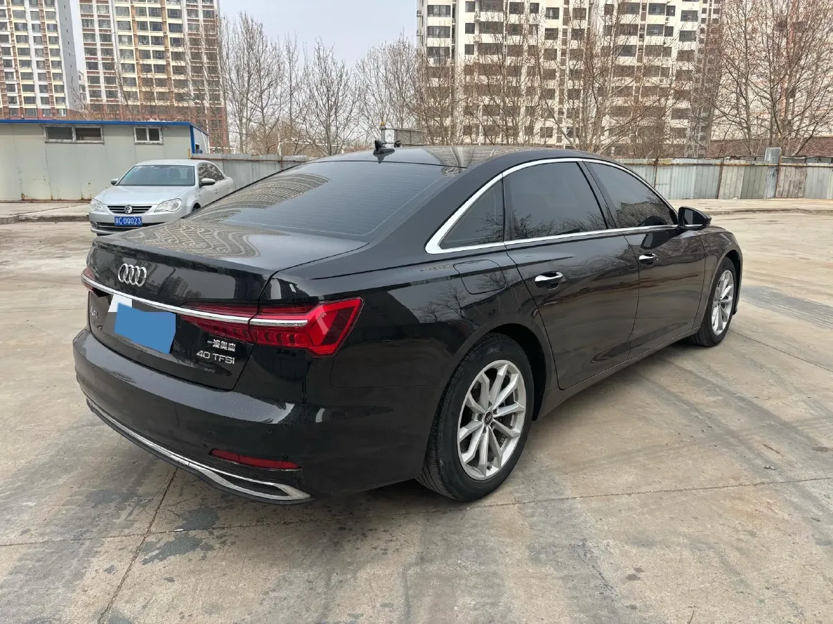 2022 Audi A6L 2.0T 190HP L4 7DCT,autocango,china used car exporter,china ev exporter,chinese used car exporter,chinese used ev exporter