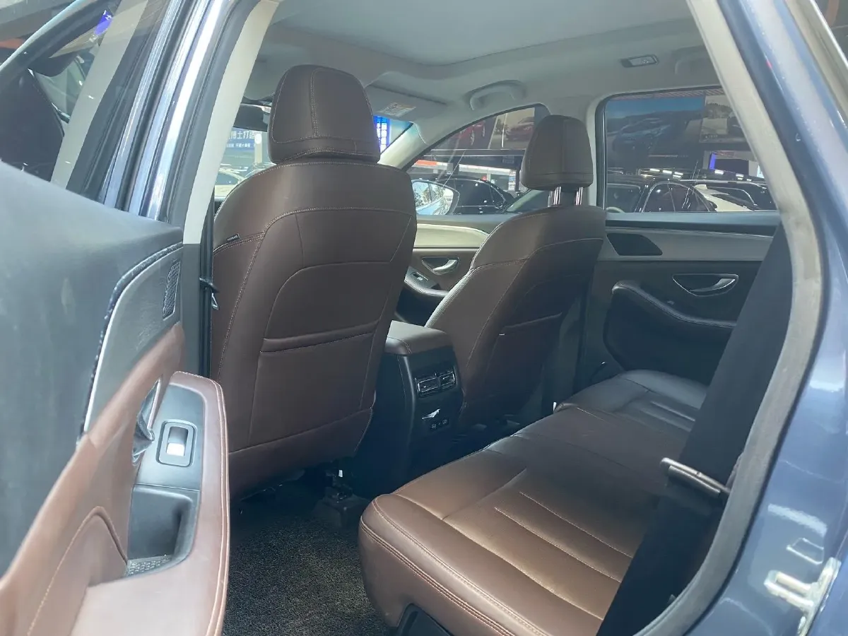 2021 Jetour X90 1.6T 197HP L4 7DCT,autocango,china used car exporter,china ev exporter,chinese used car exporter,chinese used ev exporter