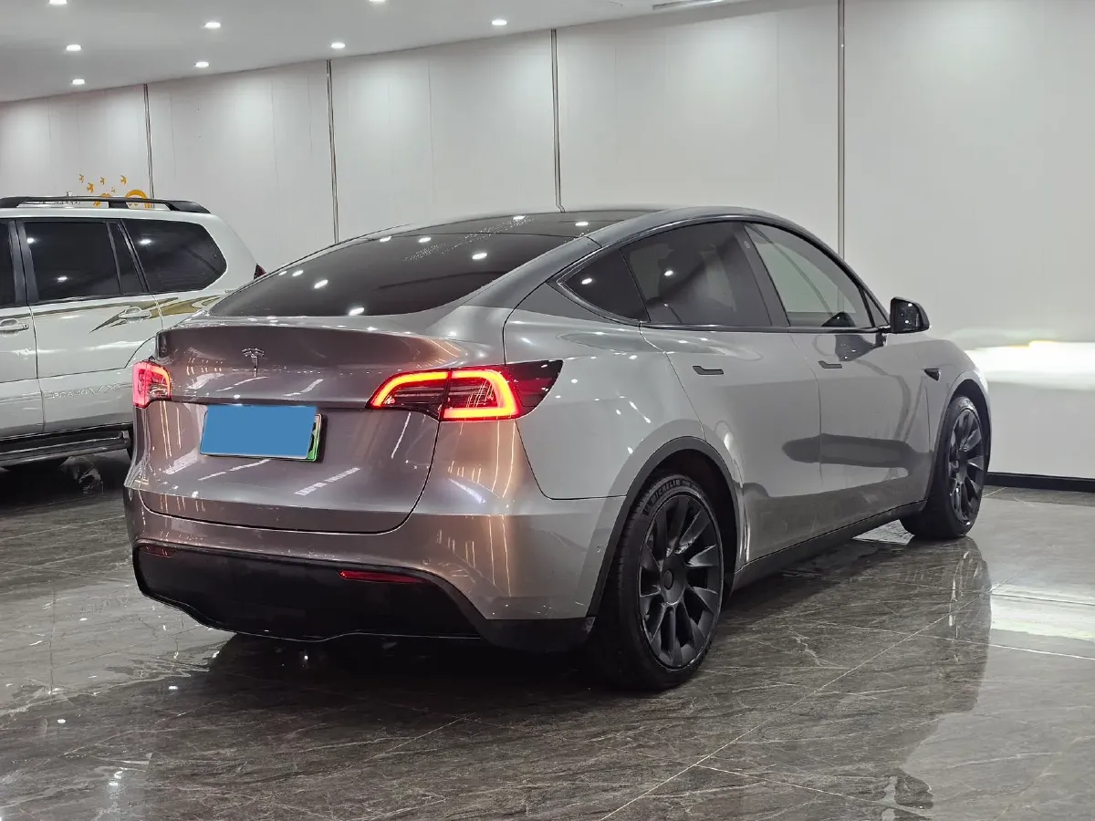 2022 Tesla Model Y BEV 60KWH,autocango,china used car exporter,china ev exporter,chinese used car exporter,chinese used ev exporter