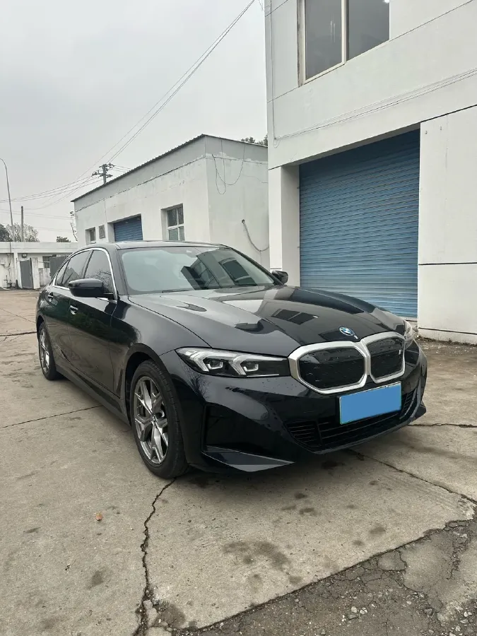 2024 BMW i3 BEV 70KWH,autocango,china used car exporter,china ev exporter,chinese used car exporter,chinese used ev exporter