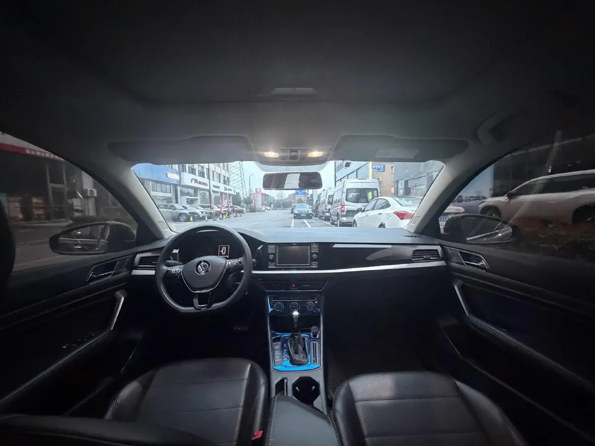 2018 Volkswagen Lavida 1.2T 116HP L4 7DCT,autocango,china used car exporter,china ev exporter,chinese used car exporter,chinese used ev exporter