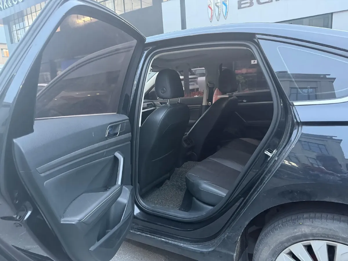 2018 Volkswagen Lavida 1.2T 116HP L4 7DCT,autocango,china used car exporter,china ev exporter,chinese used car exporter,chinese used ev exporter