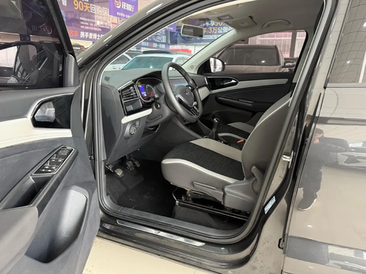 2024 Jetta VS5 1.4T 150HP L4 5MT,autocango,china used car exporter,china ev exporter,chinese used car exporter,chinese used ev exporter