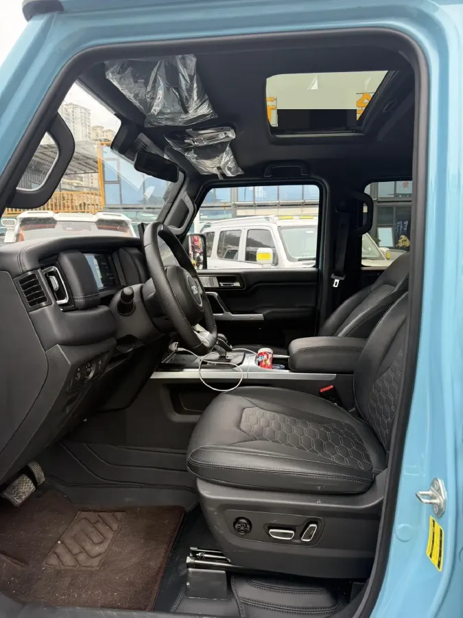 2025 212 212 T01 2.0T 252HP L4 8AT,autocango,china used car exporter,china ev exporter,chinese used car exporter,chinese used ev exporter