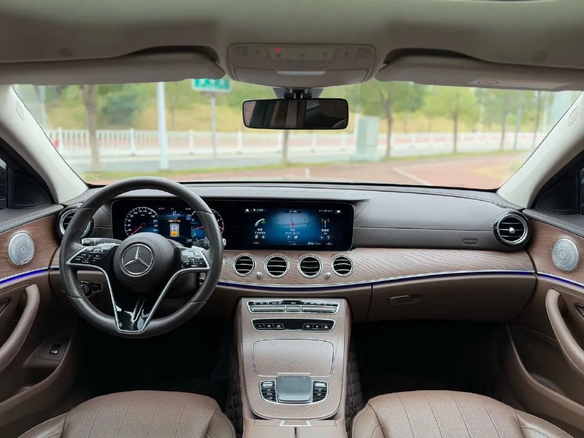 2023 Mercedes-Benz E Class 2.0T 258HP L4 9AT,autocango,china used car exporter,china ev exporter,chinese used car exporter,chinese used ev exporter