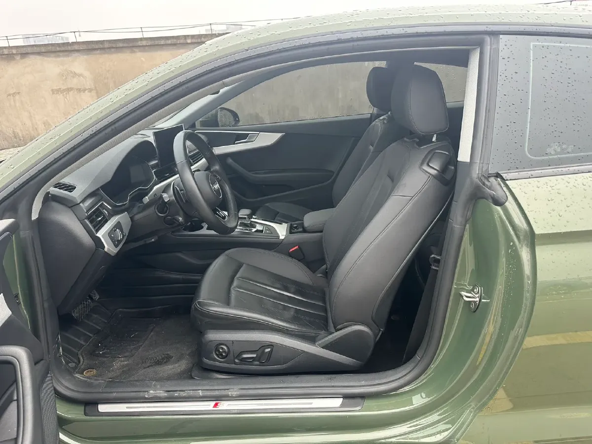 2021 Audi A5 2.0T 204HP L4 7DCT,autocango,china used car exporter,china ev exporter,chinese used car exporter,chinese used ev exporter