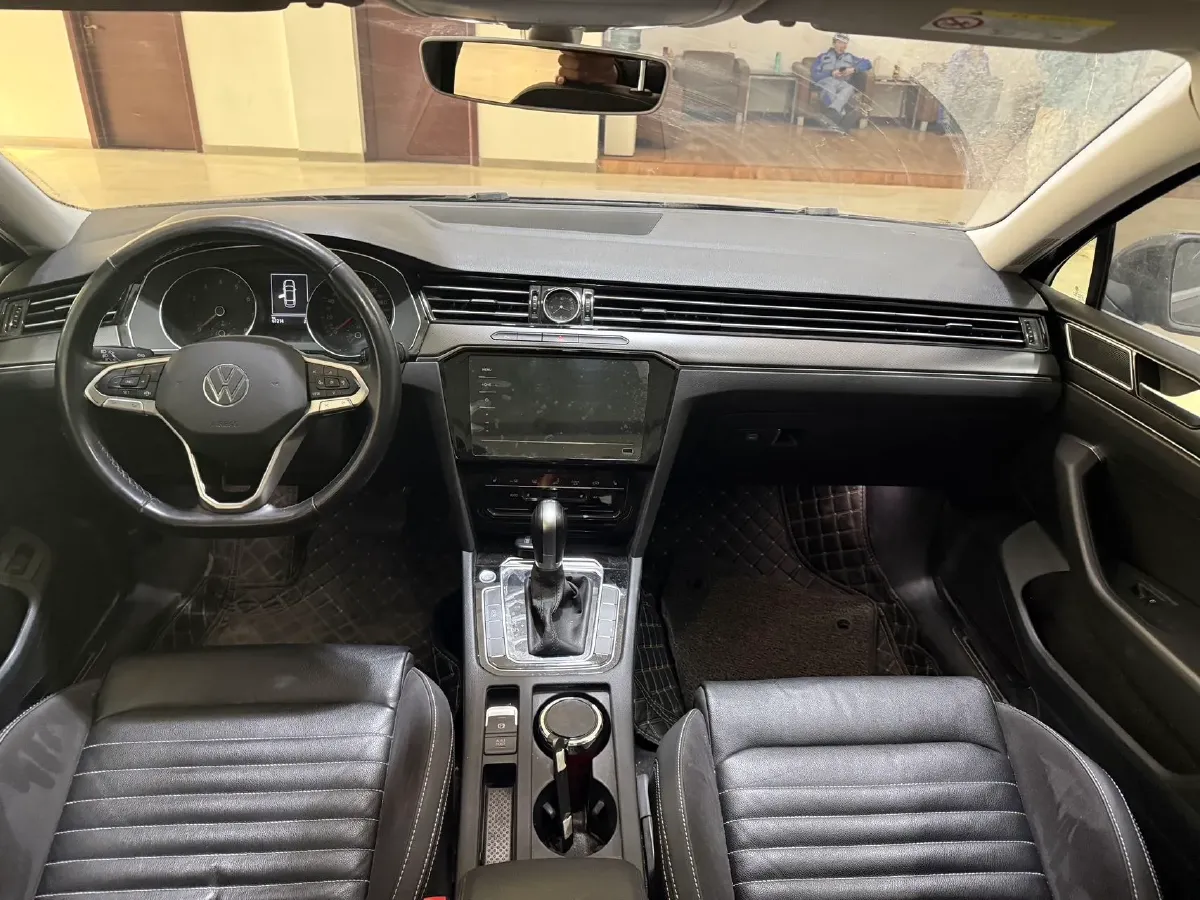 2020 Volkswagen Magotan 2.0T 186HP L4 7DCT,autocango,china used car exporter,china ev exporter,chinese used car exporter,chinese used ev exporter