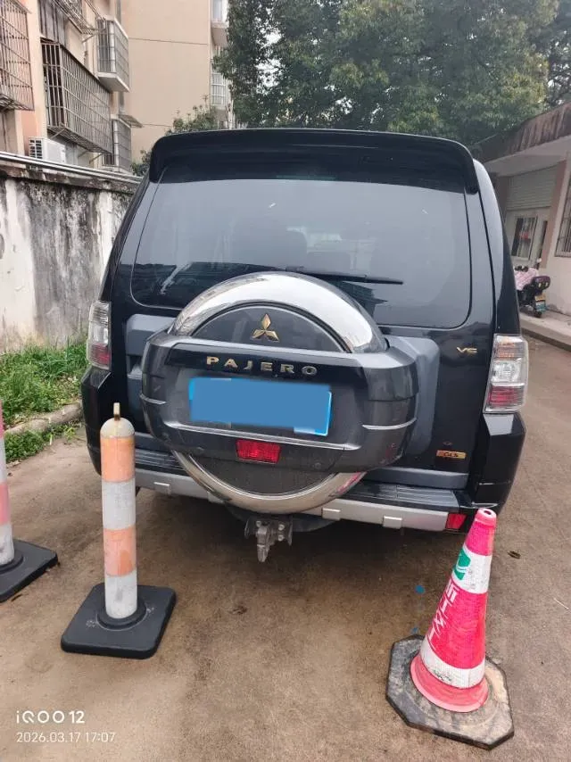 2016 Mitsubishi Pajero 3.0L 174HP V6 5AT,autocango,china used car exporter,china ev exporter,chinese used car exporter,chinese used ev exporter