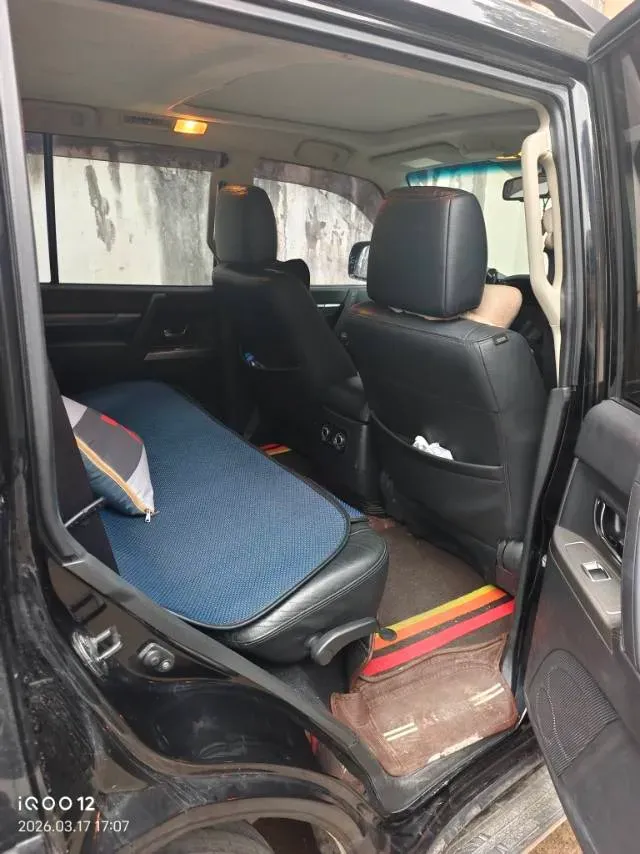 2016 Mitsubishi Pajero 3.0L 174HP V6 5AT,autocango,china used car exporter,china ev exporter,chinese used car exporter,chinese used ev exporter