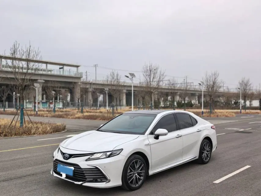 2023 Toyota Camry 2.5L 178HP L4 E-CVT Hybrid,autocango,china used car exporter,china ev exporter,chinese used car exporter,chinese used ev exporter