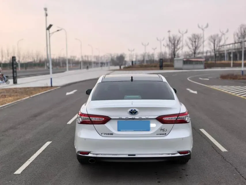 2023 Toyota Camry 2.5L 178HP L4 E-CVT Hybrid,autocango,china used car exporter,china ev exporter,chinese used car exporter,chinese used ev exporter