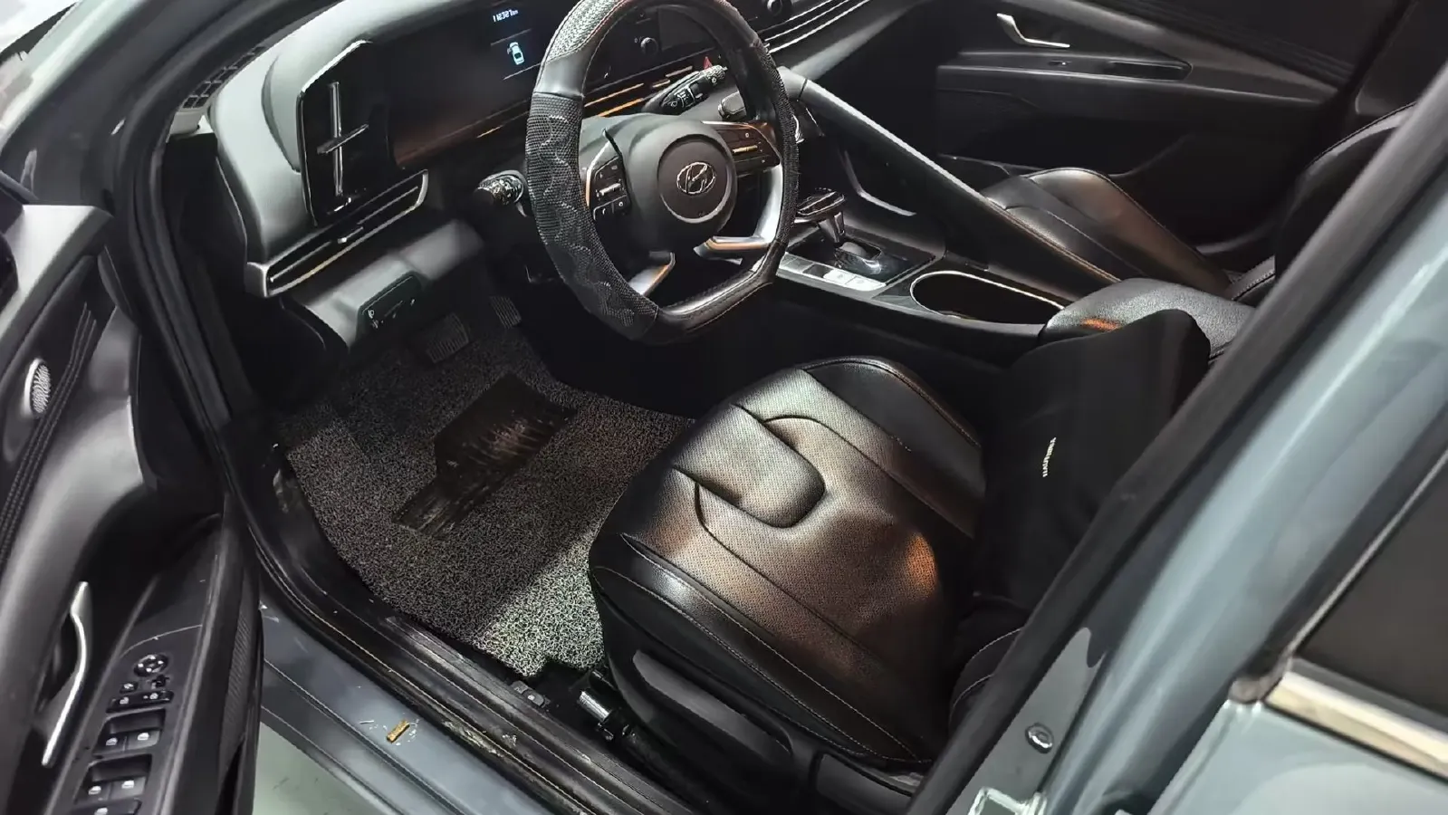 2021 Hyundai Elantra 1.5L 115HP L4 CVT,autocango,china used car exporter,china ev exporter,chinese used car exporter,chinese used ev exporter