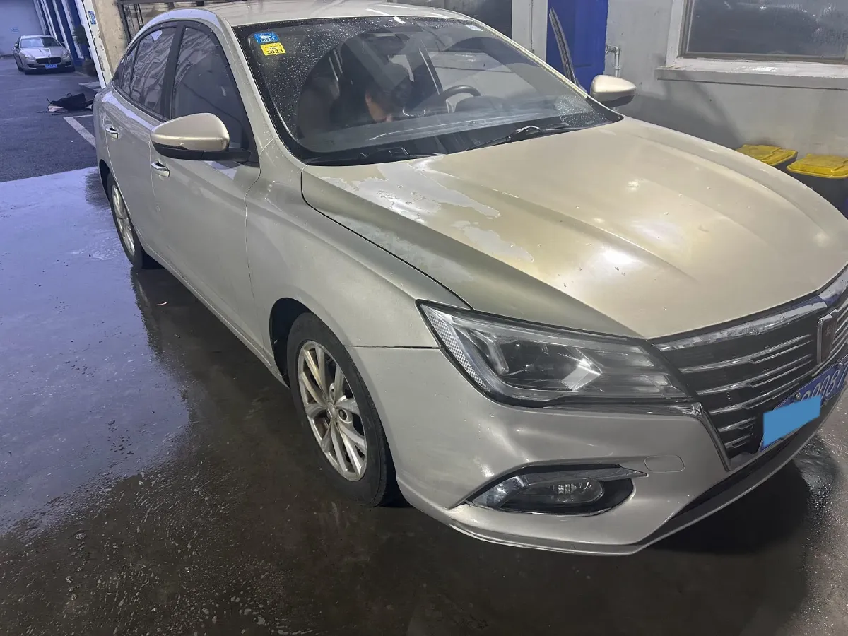 2020 Roewe i5 1.5L 120HP L4 CVT,autocango,china used car exporter,china ev exporter,chinese used car exporter,chinese used ev exporter