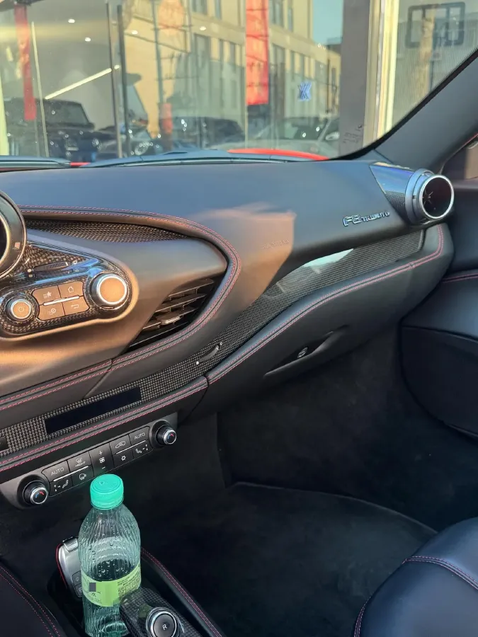 2019 Aston Martin DB11 5.2T 639HP V12 8AT,autocango,china used car exporter,china ev exporter,chinese used car exporter,chinese used ev exporter