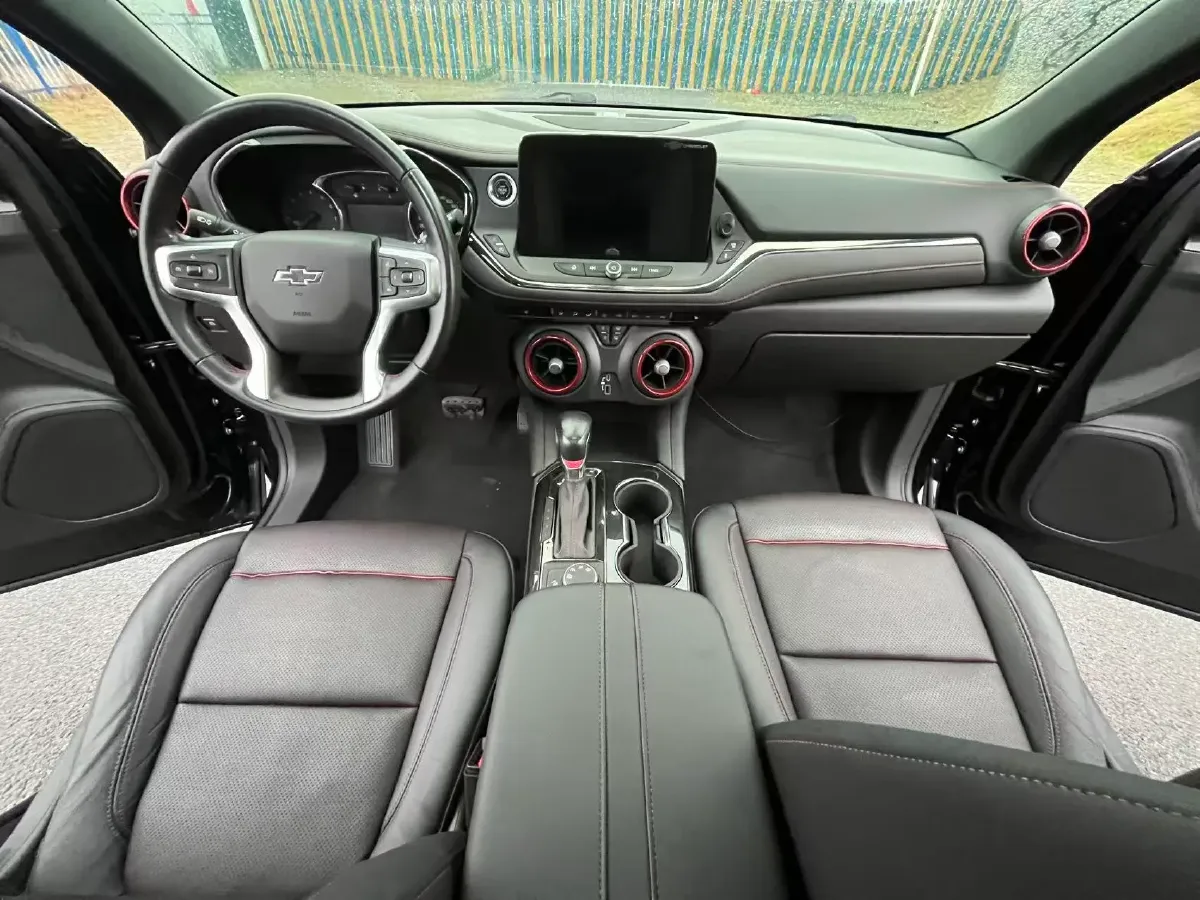 2020 Chevrolet Blazer 2.0T 237HP L4 9AT,autocango,china used car exporter,china ev exporter,chinese used car exporter,chinese used ev exporter