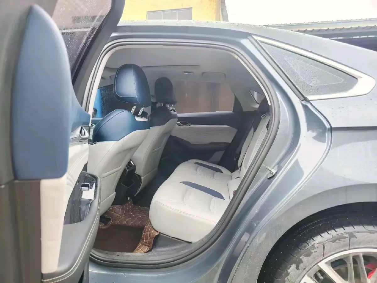 2021 Geely Preface 2.0T 190HP L4 7DCT,autocango,china used car exporter,china ev exporter,chinese used car exporter,chinese used ev exporter