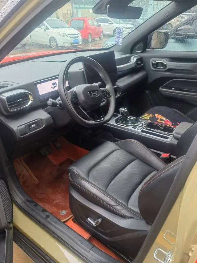 2025 Geely Cowboy 1.5T 181HP L4 7DCT,autocango,china used car exporter,china ev exporter,chinese used car exporter,chinese used ev exporter