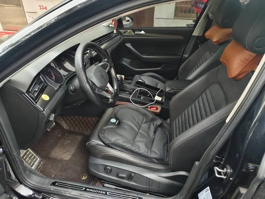 2020 Volkswagen Magotan 2.0T 186HP L4 7DCT,autocango,china used car exporter,china ev exporter,chinese used car exporter,chinese used ev exporter