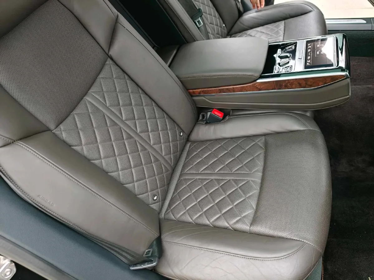 2021 Audi A8 3.0T 340HP V6 8AT,autocango,china used car exporter,china ev exporter,chinese used car exporter,chinese used ev exporter