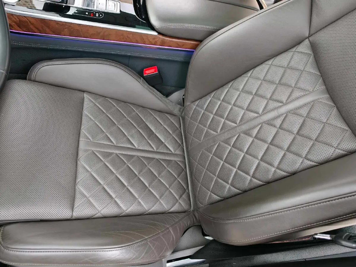 2021 Audi A8 3.0T 340HP V6 8AT,autocango,china used car exporter,china ev exporter,chinese used car exporter,chinese used ev exporter