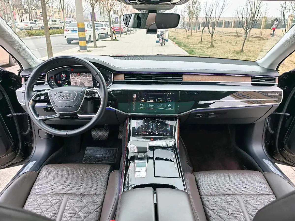 2021 Audi A8 3.0T 340HP V6 8AT,autocango,china used car exporter,china ev exporter,chinese used car exporter,chinese used ev exporter