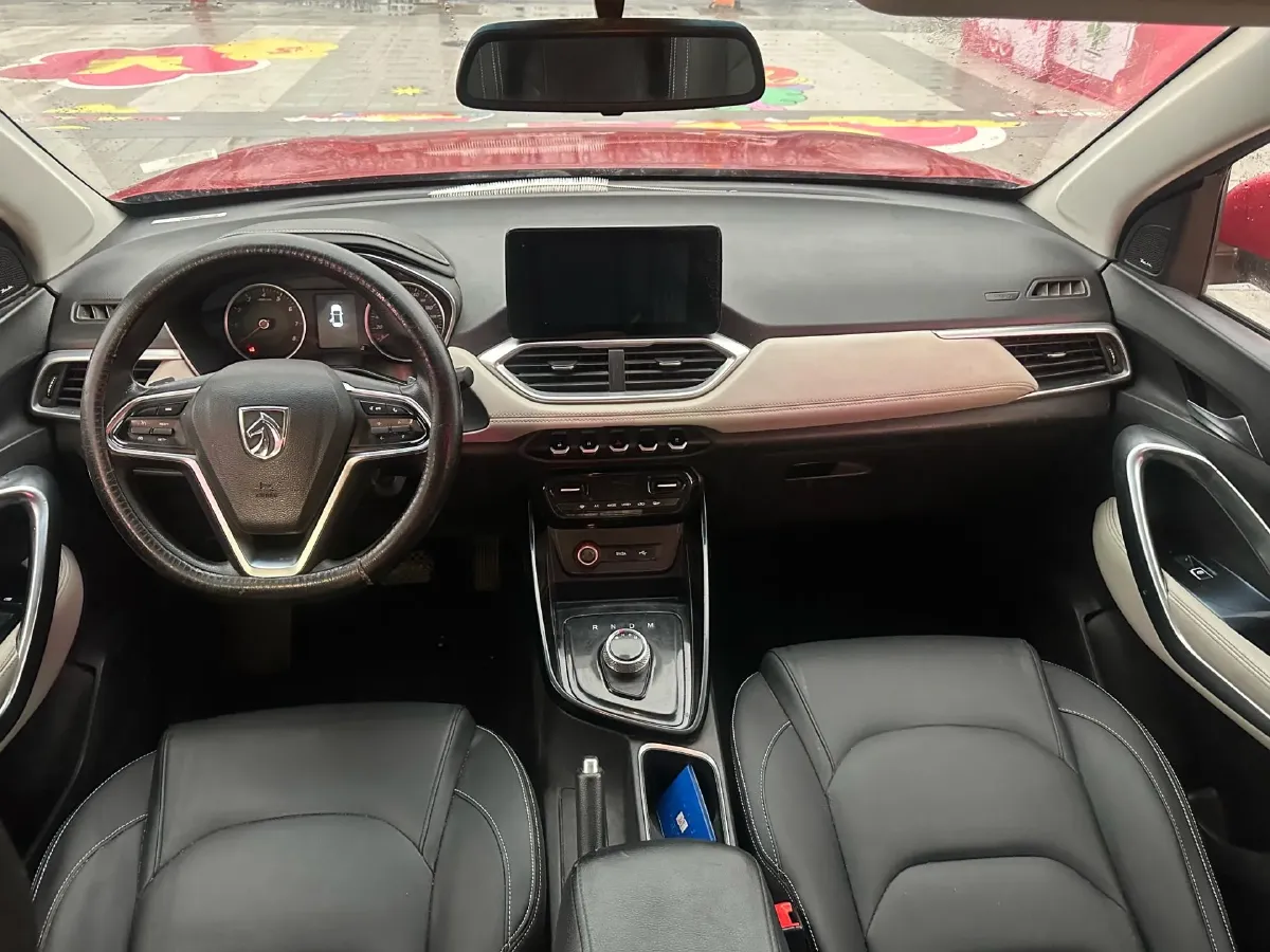 2018 BaoJun 530 1.5T 150HP L4 6MT,autocango,china used car exporter,china ev exporter,chinese used car exporter,chinese used ev exporter