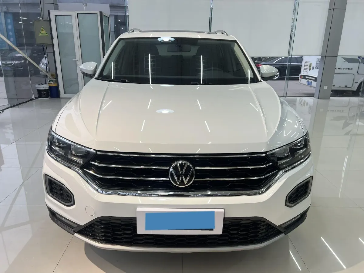 2022 Volkswagen T-Roc 1.4T 150HP L4 7DCT,autocango,china used car exporter,china ev exporter,chinese used car exporter,chinese used ev exporter