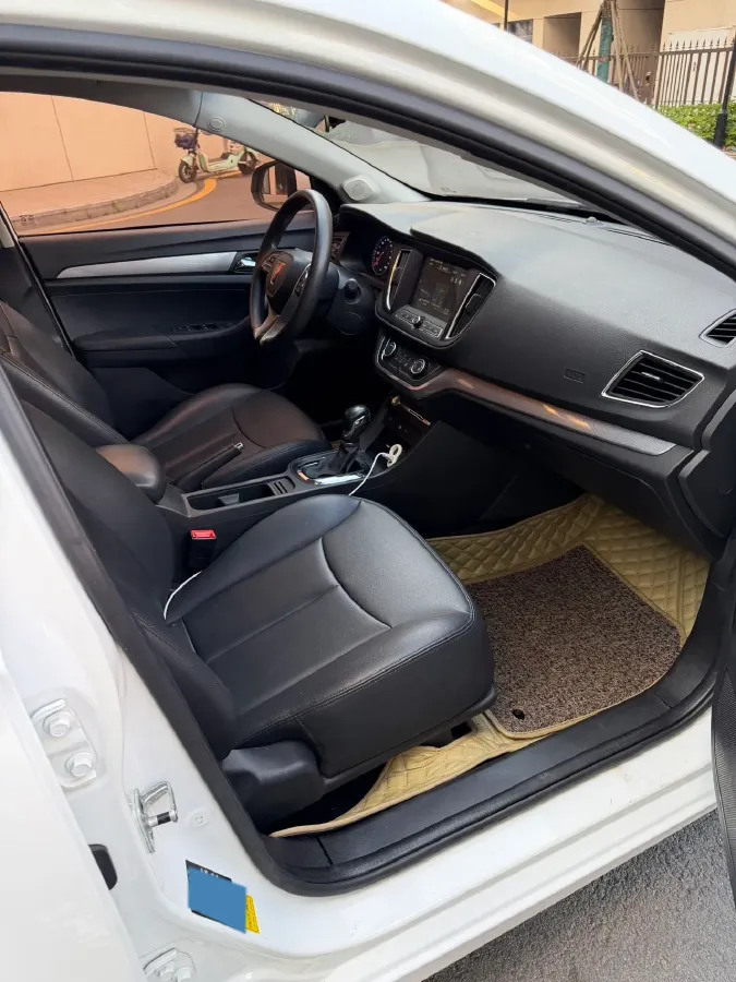 2018 Roewe 360 1.5L 116HP L4 4AT,autocango,china used car exporter,china ev exporter,chinese used car exporter,chinese used ev exporter